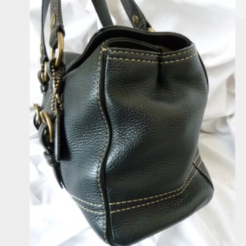 COACH Chelsea Black Pebbled Leather Satchel/Tote - Picture 4 of 8